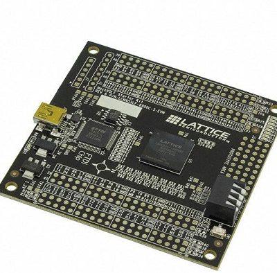 FPGA LCMXO3LF 6900C EVN
