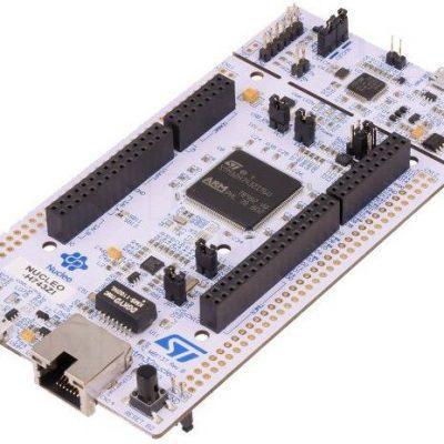 برد NUCLEO-H743ZI2 با میکروکنترلر آرم