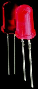 LED قرمز مات 3mm پایه کوتاه